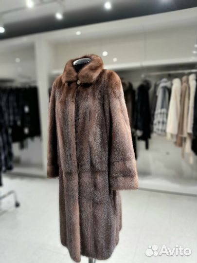 Классическая норковая шуба 50 размер новая