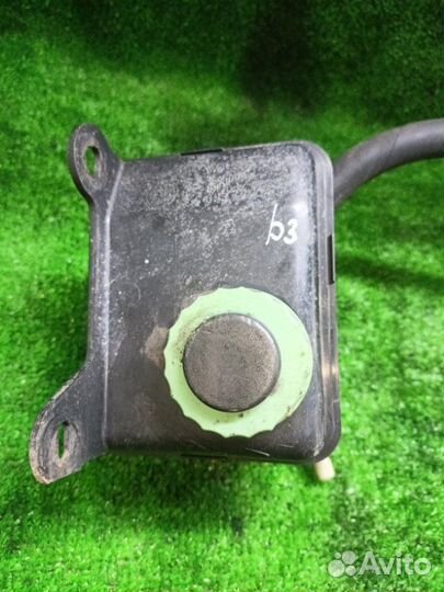 Бачок гидроусилителя Audi 80 B3 JN 1.8