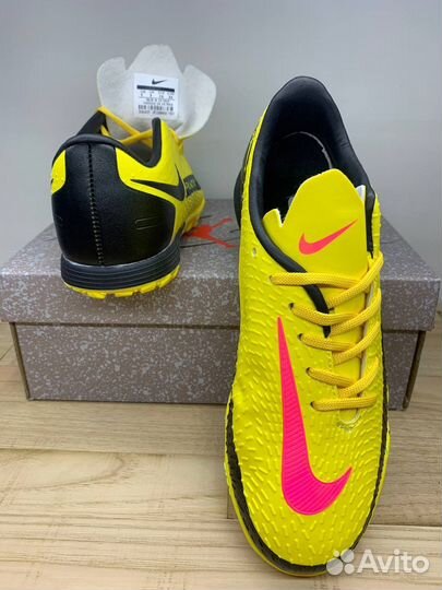 Сороконожки nike phantom gx