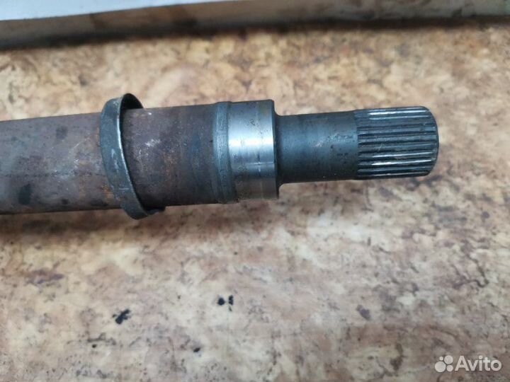 Привод передний правый Dodge Caliber 1.8 EBA 2007