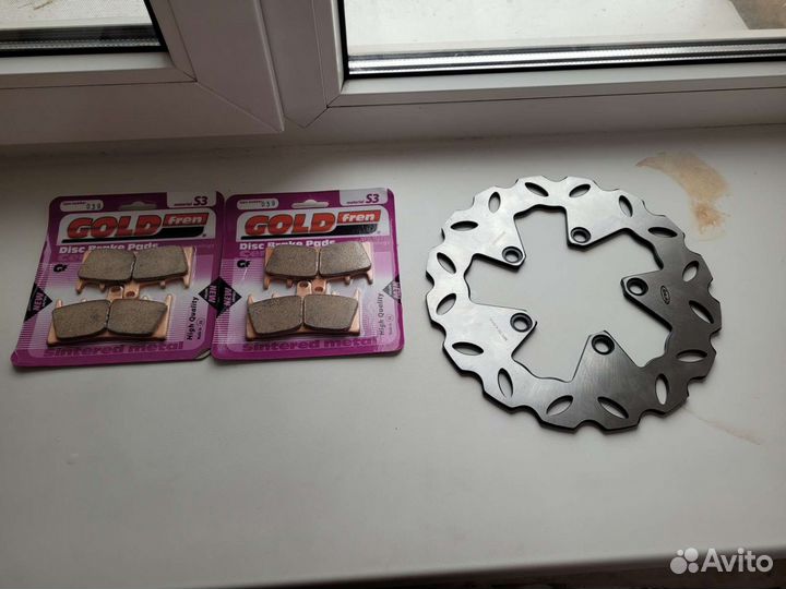 Продам задний тормозный диск