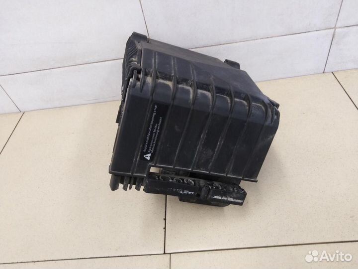 Блок предохранителей Jetta 2006-2011