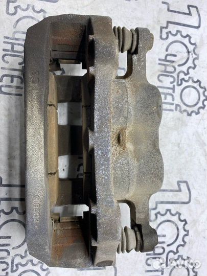 Суппорт тормозной передний правый Ford Explorer