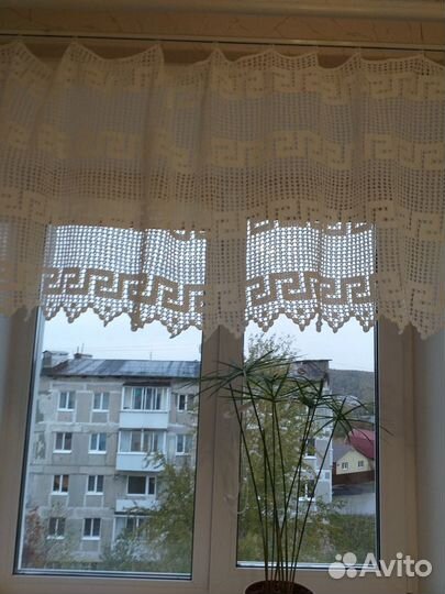 Штора вязаная