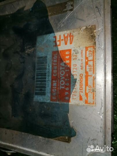 Блок управления двигателем 89661-12840 Toyota Coro