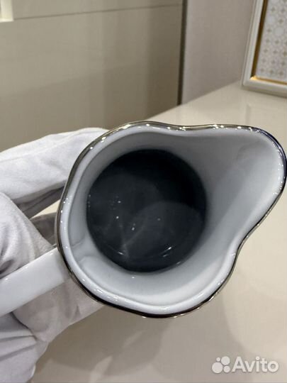 Молочник 200 мл с серебряным орнаментом