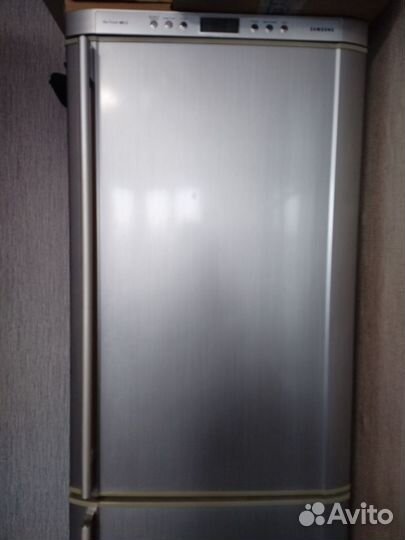 Холодильник бу Samsung RL-33eams