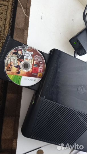 Продам Xbox 360 Slim E 160GB