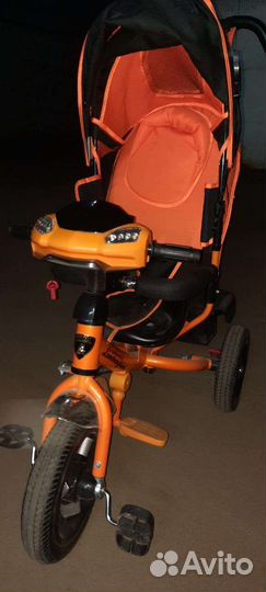 Трехколесный велосипед с родительской ручкой