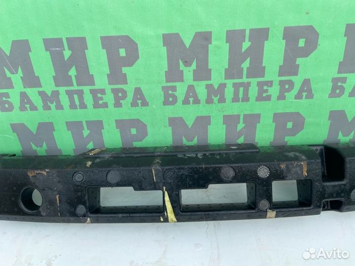 Усилитель бампера передний Ford Mustang 6