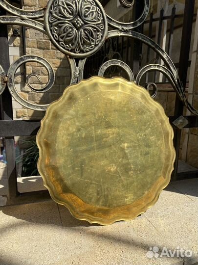 Поднос латунный