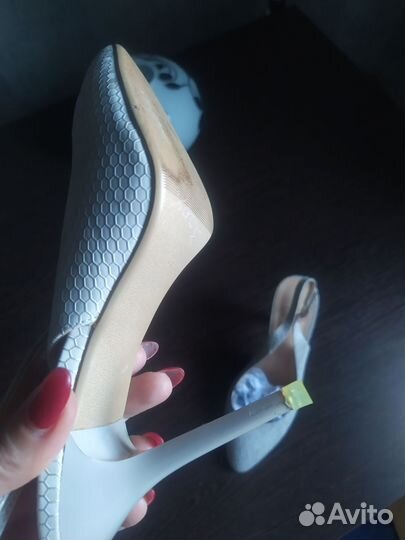 Туфли женские с открытой пяткой 39 размер