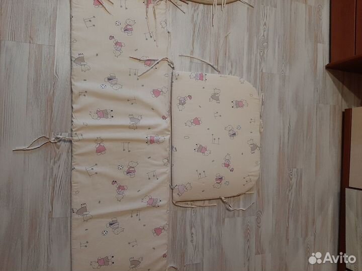 Бортики в детскую кроватку