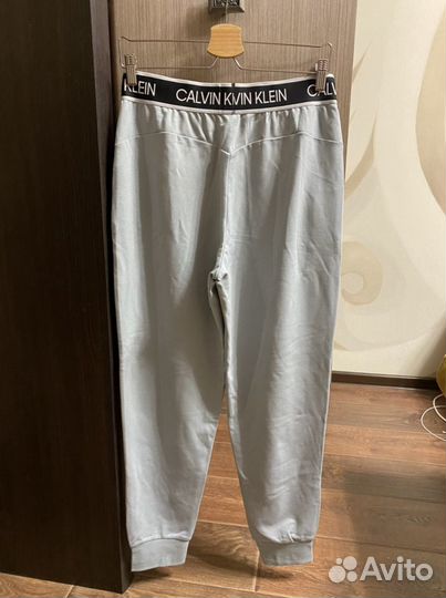 Спортивный костюм calvin klein оригинал новый