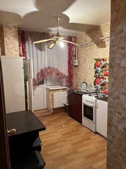 2-к. квартира, 45 м², 1/3 эт.