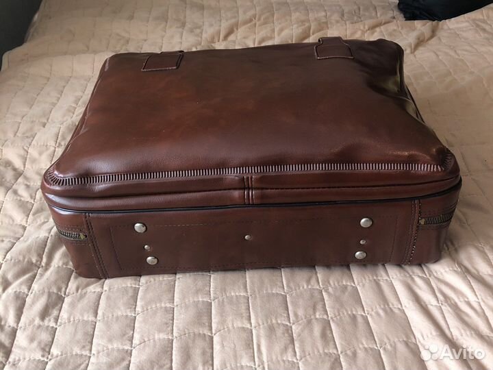 Чемодан времен СССР