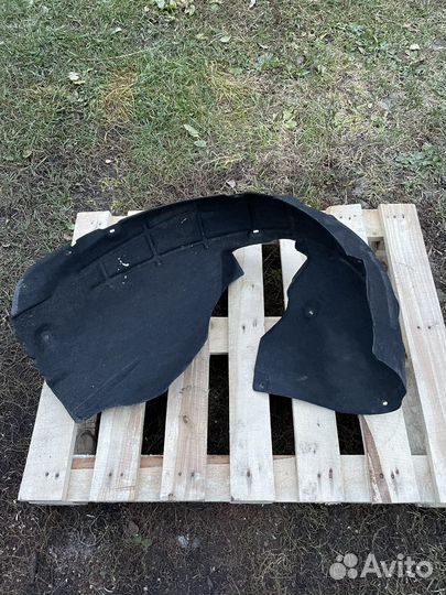 Локер верхний правый Skoda Octavia A5 FL