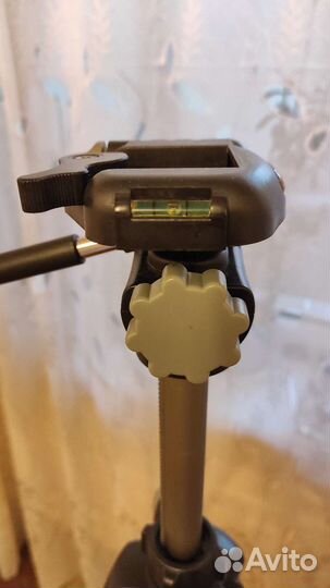 Штатив для фотоаппарата unomat sva 3000