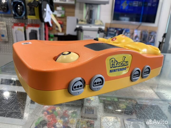 Nintendo 64 Pikachu Edition