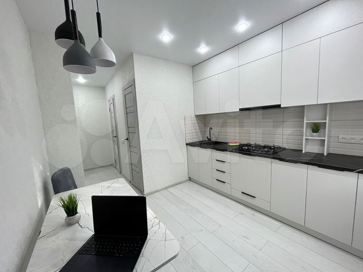 2-к. квартира, 55 м², 1/9 эт.