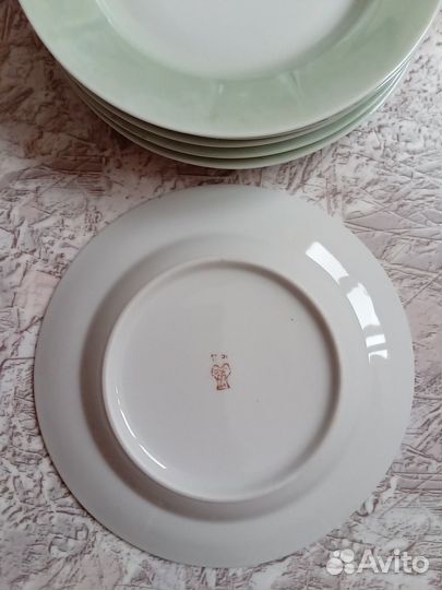 Набор фарфоровых тарелок (СССР) 6 шт