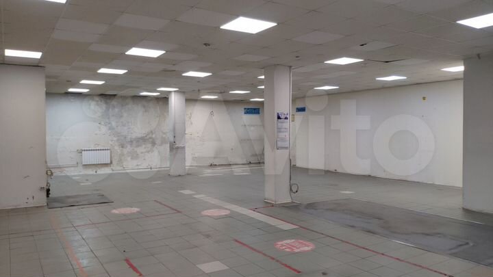 Сдам торговое помещение, 360.25 м²