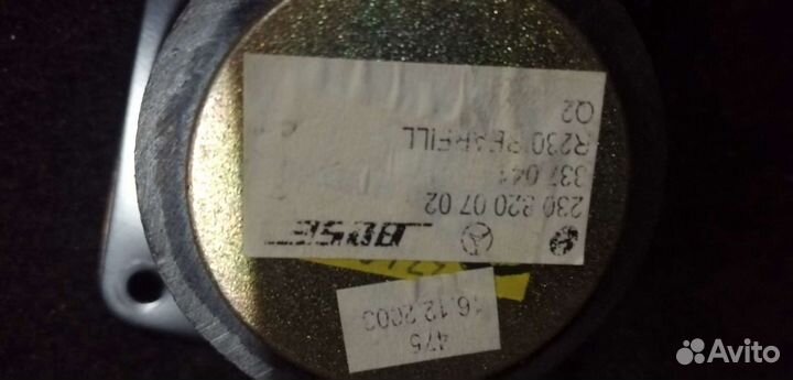 Динамик, в задней части mercedes SL R230