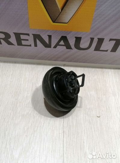 Крышка бензобака Renault sandero