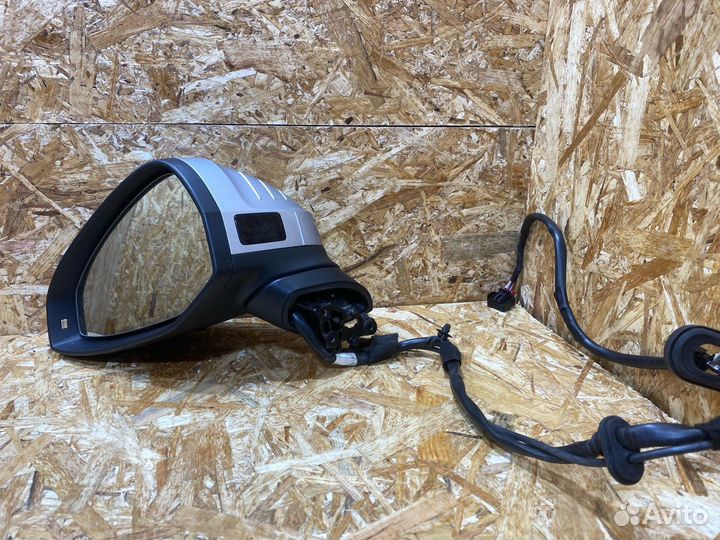 Зеркало наружное левое Audi A4 B9 2016 8W2857409B