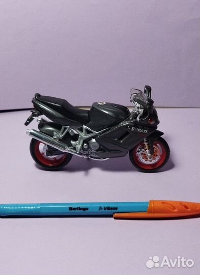 Модель мотоцикл Burago Ducati ST4s