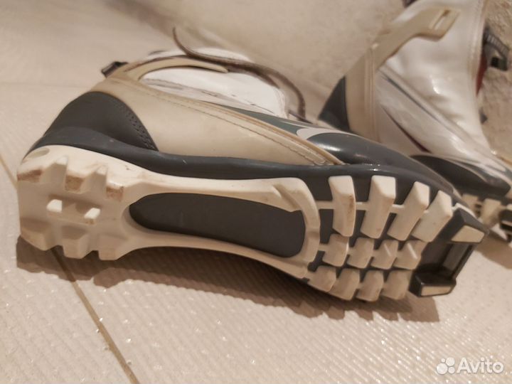 Женские лыжные ботинки fischer 37