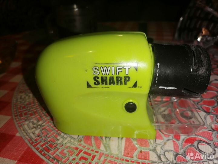 Точилка для ножей на батарейках, новая