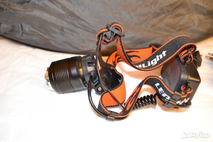 Налобный фонарь новый