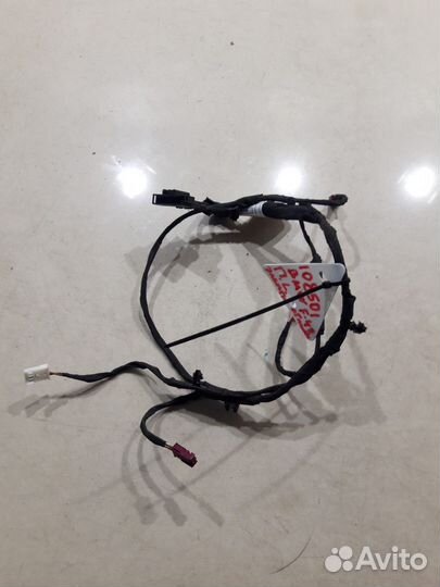 Электропроводка обшивки двери (передняя левая)