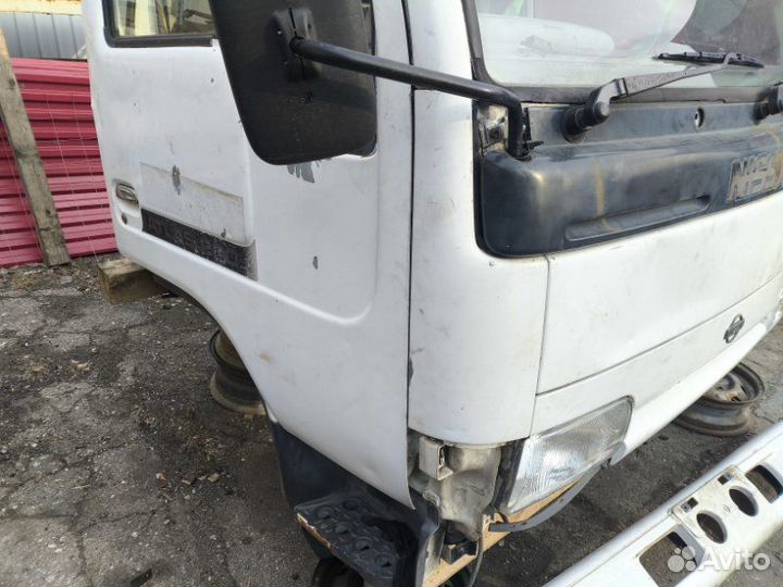 Кабина Nissan Atlas W2H41 BD30 1995