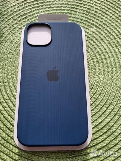 Чехол для iPhone 13