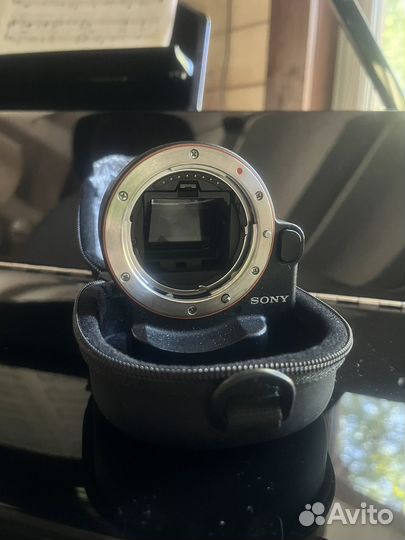 Переходник Sony LA-EA2