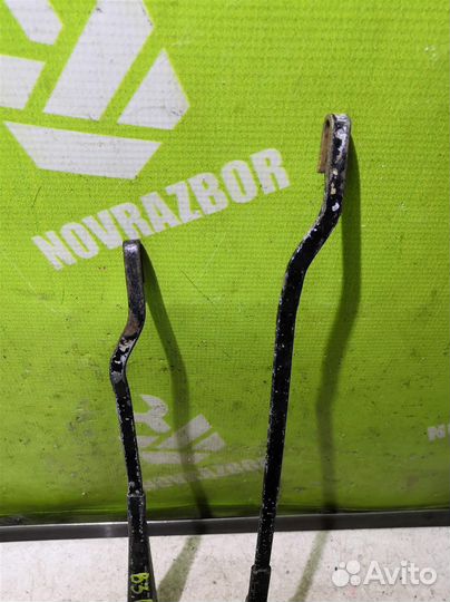 Поводок дворник комплект Фольксваген Пассат Б3