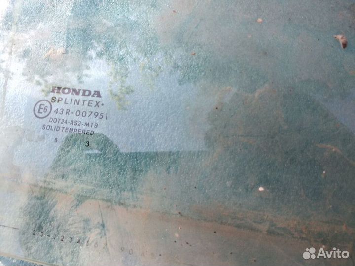 Стекло двери передней левой правой Honda CR-V 2