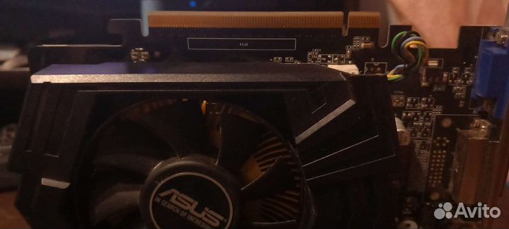 Видеокарта GTX750