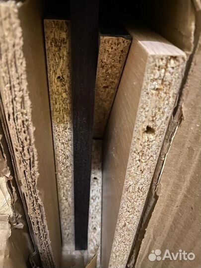 Полки и стеллажи