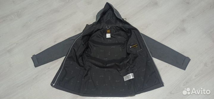 Мембранная куртка jack wolfskin XS