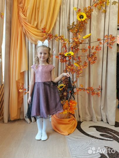 Нарядное платье для девочки 122 128