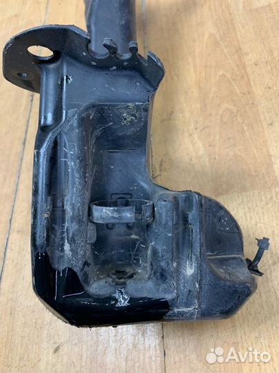 Бачок омывателя Opel Zafira B