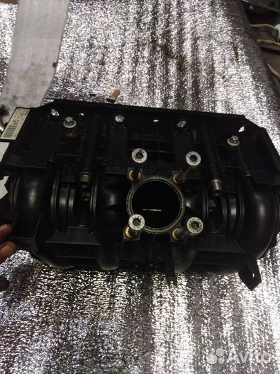 Впускной коллектор Опель Корса 1.2