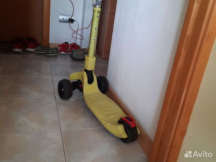 Самокат детский capella трёхколёсный светомузыкой