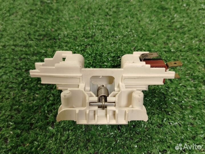 Блокировка двери посудомоечной машины Whirlpool