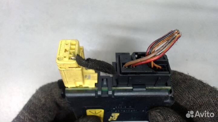 Блок управления подрулевыми переключателями Audi A