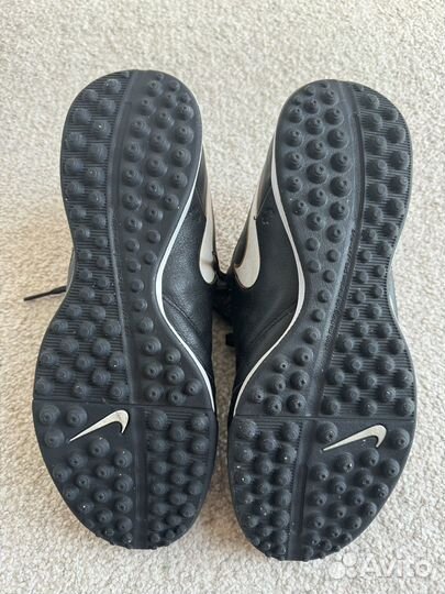 Бутсы nike tempo размер 39