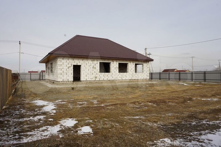 Дом 180 м² на участке 11 сот.